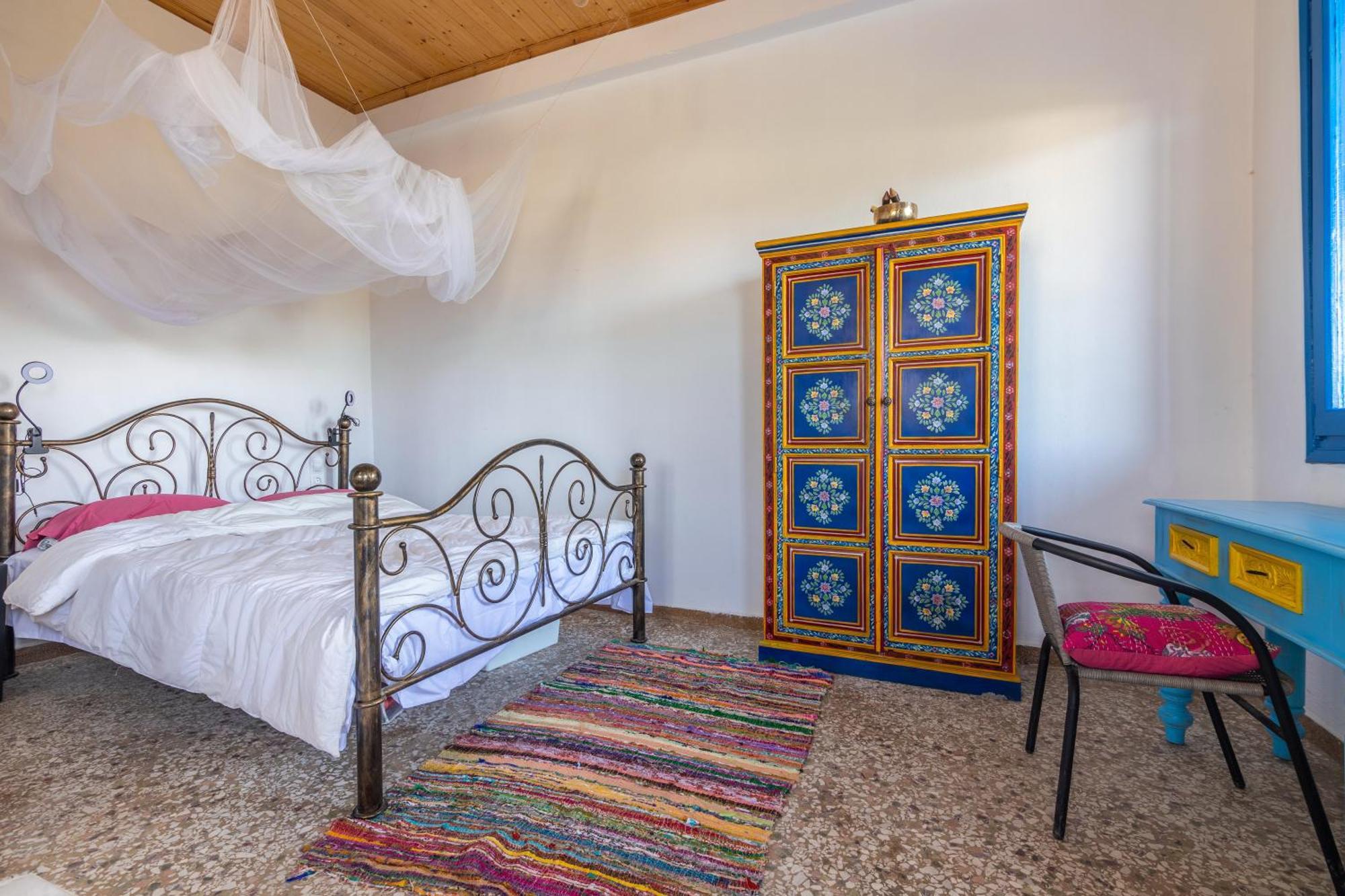 La Maison Bleue Zarós Extérieur photo